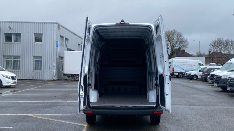 Mercedes-Benz Sprinter 315Cdi L2 Diesel Rwd 3.5t H2 Pro Van 9G-Tronic